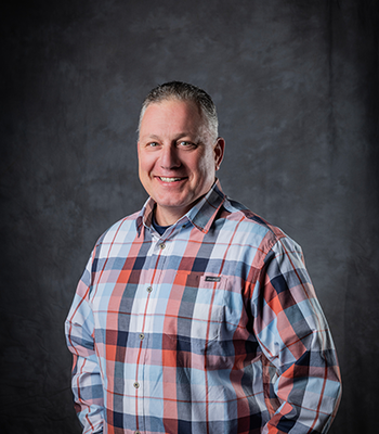 Portrait of Shaun Antonino, Affiliate Broker.