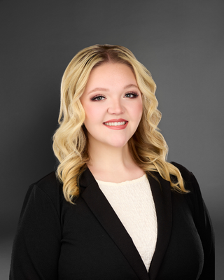 Portrait of Makayla Hart, Affiliate Broker